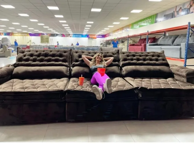 Sofá retrátil reclinável