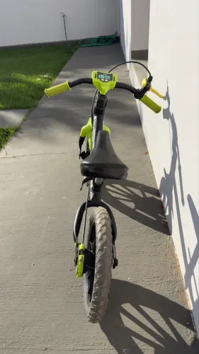 Bicicleta infantil de equilíbrio btwin