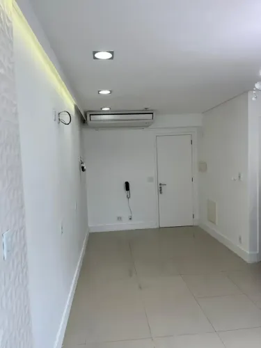 Sala à venda 27m2 Edifício One World Offices  Barra Olímpica - Rio de Janeiro - RJ