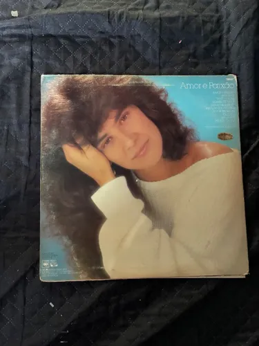 Disco de Vinil - Simone (Amor e Paixão) acompanha encarte