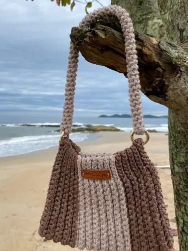 Bolsa de Crochê Artesanal Feita à Mão | Exclusiva e Elegante