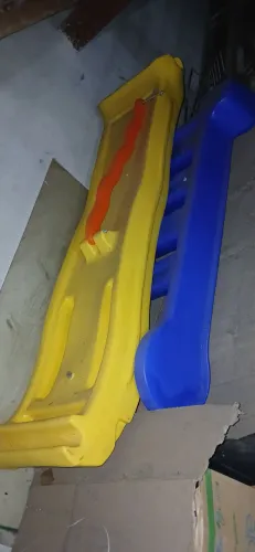 Escorregador de plástico grande