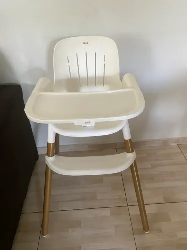 Cadeira de alimentação