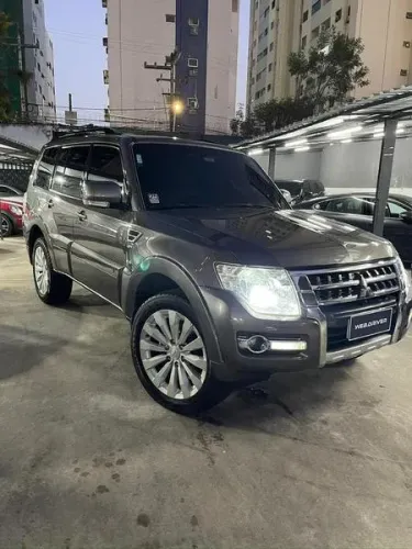 Mitsubishi Pajero HPE Full 3.2 4X4 T.i.dies. 5P AUT 2016