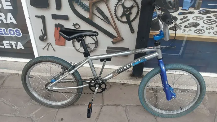 Bicicleta aro 20 bully cross