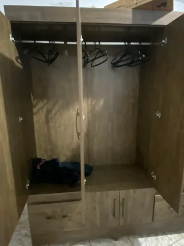 Guarda roupa
