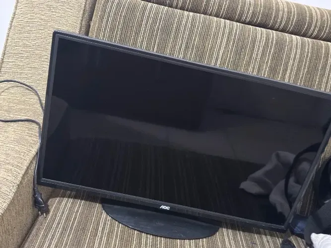 TV AOC LED 24? - LE24M1475/25 | Excelente Estado