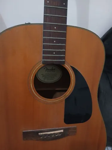 Violão Fender