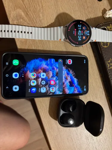 Galaxy S23 + Watch 7