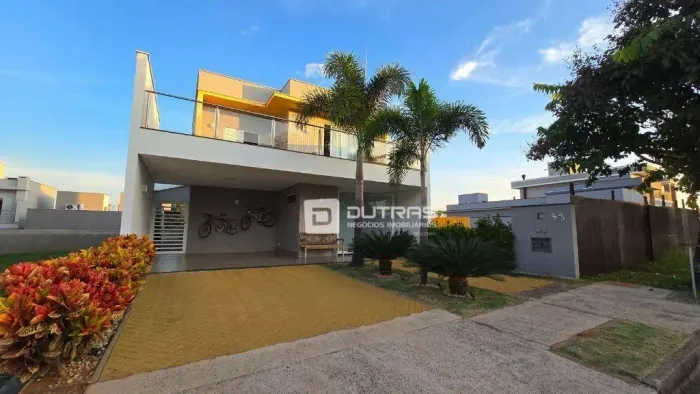 Casa à venda em Piracicaba com 3 suítes em condomínio fechado: conforto, segurança e lazer
