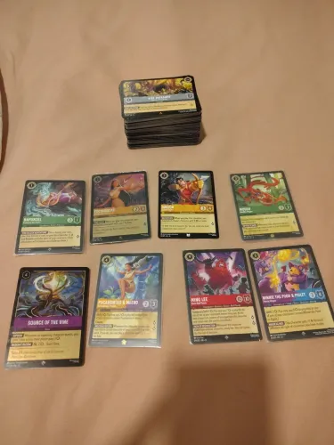 Lote 173 cartas Lorcana TCG de várias raridades