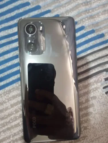 Poco f3