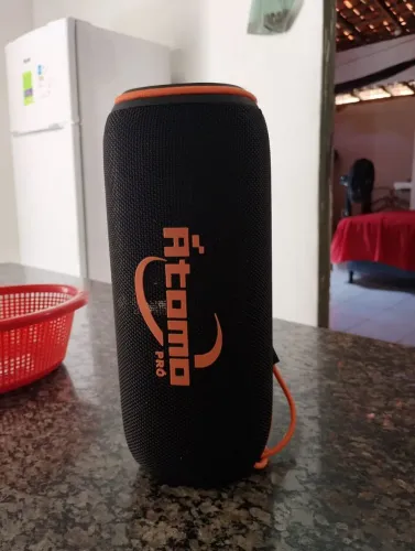 vende se uma caixinha de som