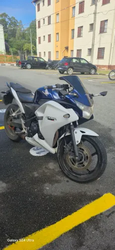 CBR 250R