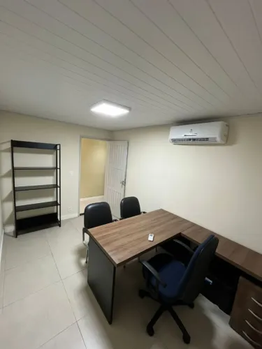 Alugo sala em escritório comercial
