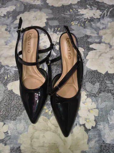 Vendo sapato usado, mas em perfeito estado
