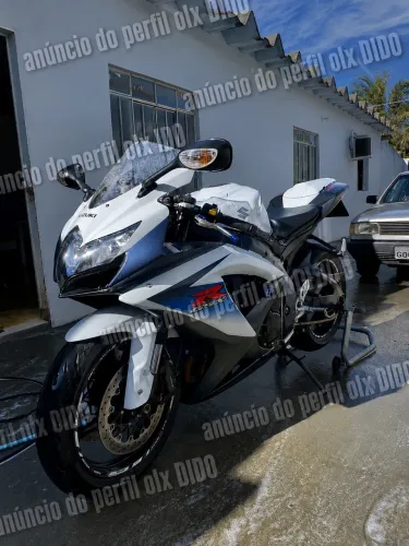 GSX-R 750 SRAD - 2013 - 26.800 km