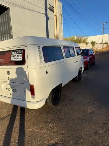 Volkswagen Kombi Standard 1.4 MI Total Flex 8V 2012