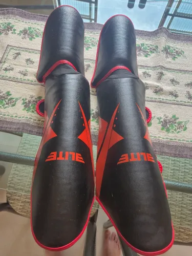 Caneleira Elite Flight Muay Thai