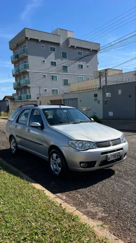 Fiat Palio Weekend HLX 1.8 MPI Flex 4P 2005