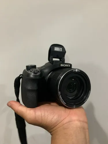 Câmera fotográfica sony h400