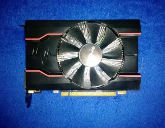 Placa de Vídeo RX 550 4gb Sapphire