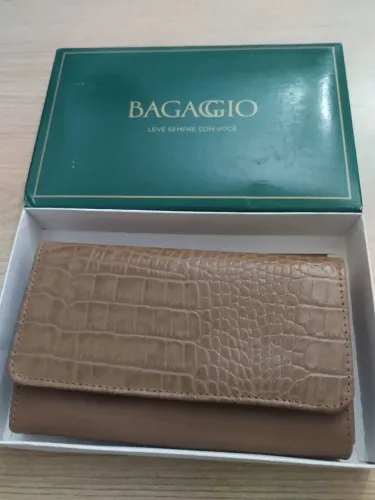Carteira feminina de mão BAGAGGIO - NOVA 