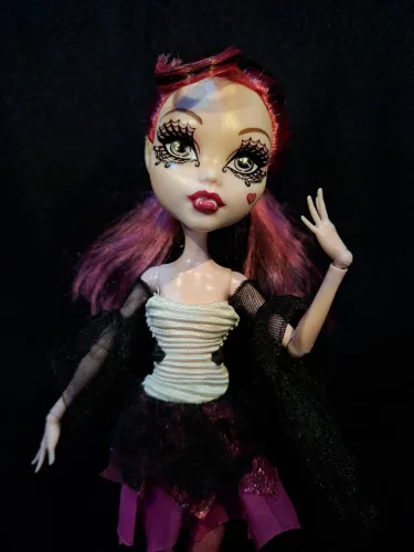 Monster High Draculaura - coleção Ghouls Rule