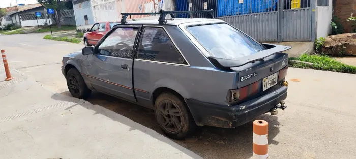Ford Escort GL 1.6i / 1.6 (álcool) 1987