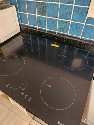 Fogão de Mesa Cooktop de Indução 4 Zonas de Aquecimento Suggar