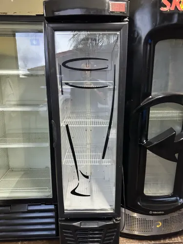 Freezer expositor Gelopar