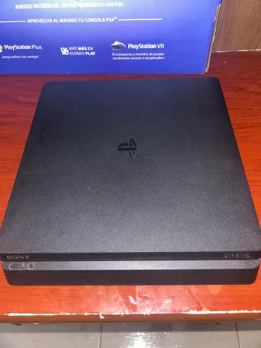 PS4 SLIM
