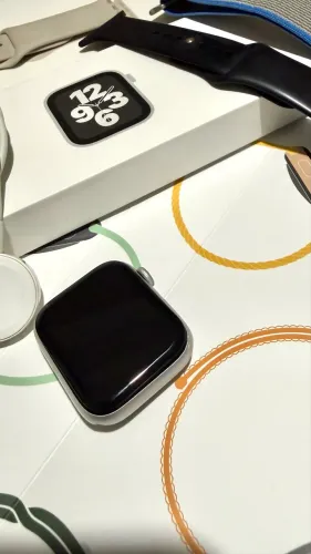 Apple Watch SE 1ª Geração 44mm GPS + Pulseiras + Carregador Original