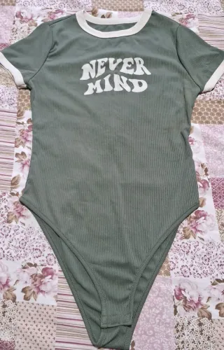 Roupas nunca usadas valor desapega