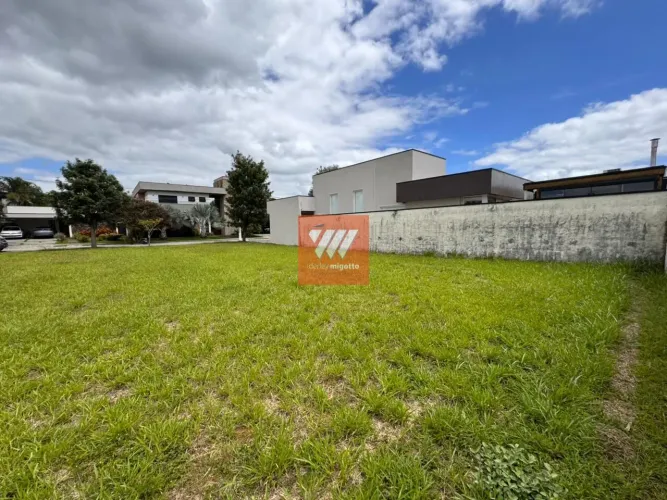 Terreno à venda no bairro Condomínio Residencial Green Park - Taubaté/SP