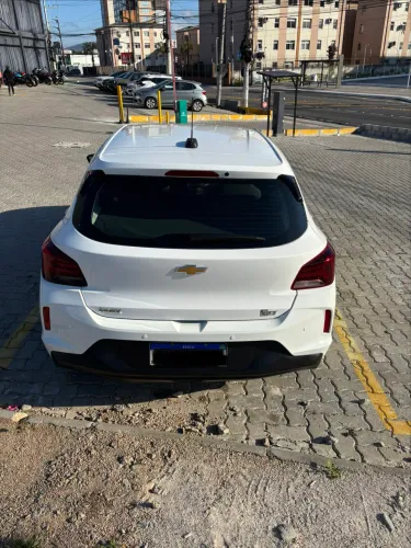 Chevrolet Onix Hatch LT 1.0 12V Flex Mec. 4P 2020