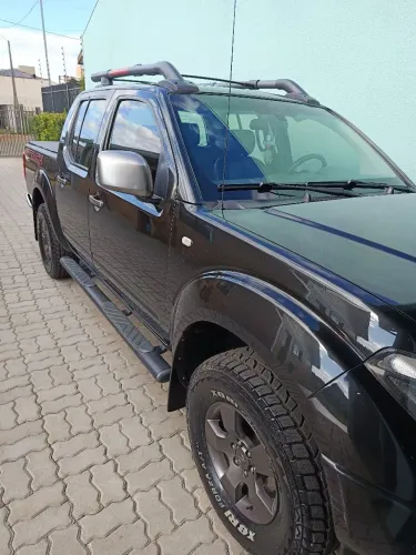 Nissan Frontier SE Attack CD 4X4 2.5 TB Diesel 2013