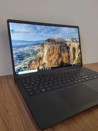 Notebook Dell Inspirion 3520 Intel Core i5 12th 16Gb DDR4 SSD 240 | Perfeito Estado Lindo