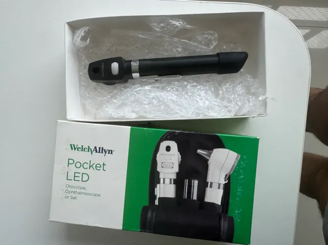 Oftalmoscópio Welch Allyn