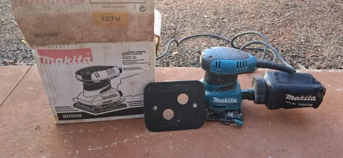 Lixadeira orbital makita
