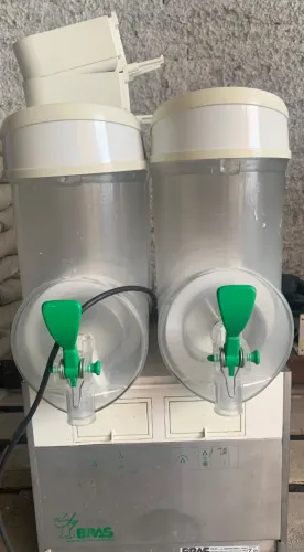 Máquina de Frozen raspadinha 20 litros industrial 