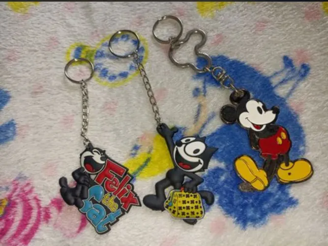 Kit 3 chaveiros Felix the cat e Mickey 