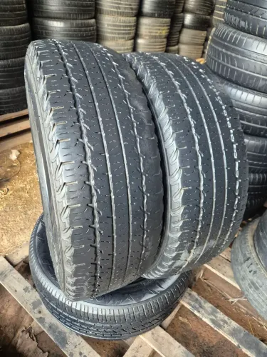 Par de pneus 235/70/16 Goodyear