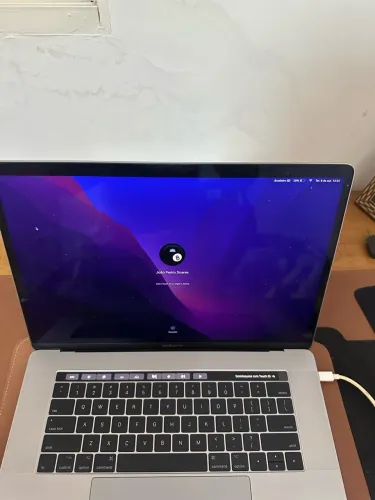 MacBook Pro 15 Pol - 2017 i7 16 GB RAM SSD 256 GB