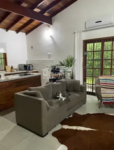 Chácara com 3 dormitórios à venda, 20000 m² por R$ 1.000.000,00 - Biritiba Ussu - Mogi das