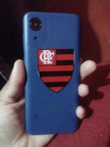 Samsung a03 usado tela trincada a gaveta do chip NN e dele mas funciona normal