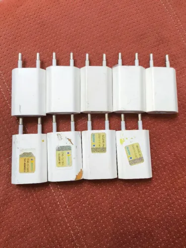 09 - Carregadores Apple A1400 - Usado.