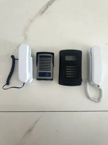 Interfone AGL Completo com Capa Protetora e 2 Extensões
