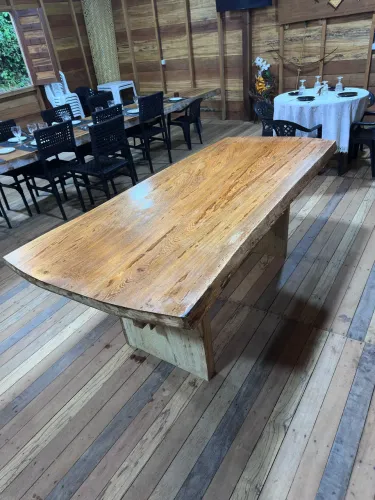 Mesa de madeira