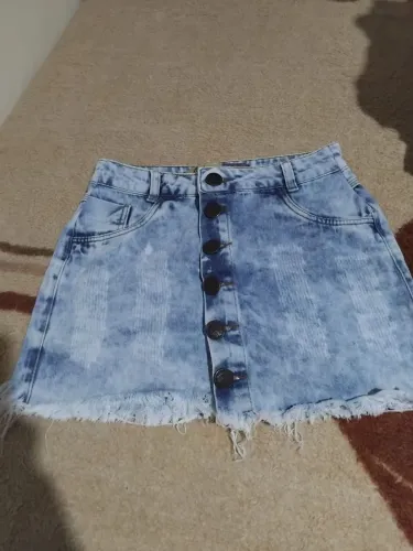 Lote de saias e calças jeans